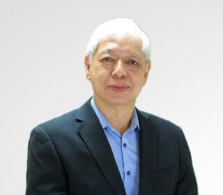 Photo of Dr. Denis Yu Hee Yong